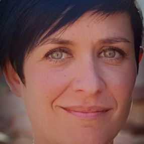 Silvia, Babysitter a Città Metropolitana di Cagliari