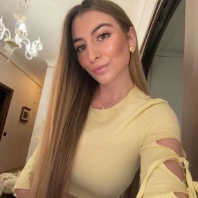 Assunta, Babysitter a San Nicola La Strada