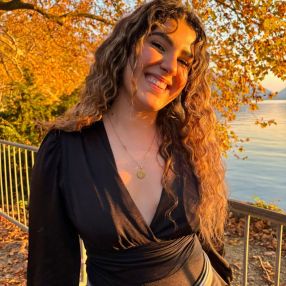 Antonia, Babysitter a Calusco D'adda