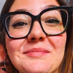 Emilia, Babysitter a Mugnano di Napoli