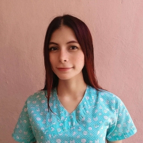 Montse, Niñera en Mérida