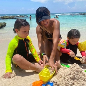 Tania, Family in Playa del Carmen