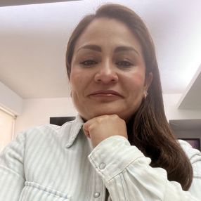 Elizabeth Vanesa, Niñera en Ciudad de México