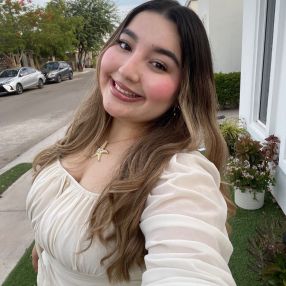 Leslie, Niñera en Hermosillo