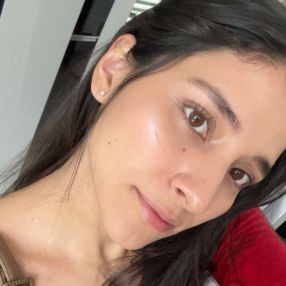 Diana Karolina, Niñera en León de los Aldama