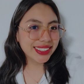 Meredith Alondra, Niñera en Cuauhtémoc