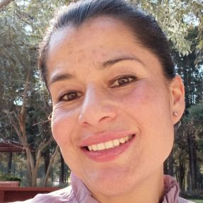 Elvia, Niñera en Toluca de Lerdo