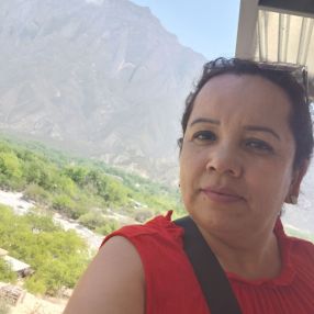 Elvia Guadalupe, Babysitter in Guadalupe