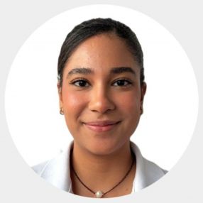 EILEEN MICHELLE, Babysitter in Heroica Puebla de Zaragoza