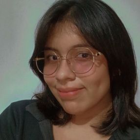 Victoria, Niñera en Mazatlán