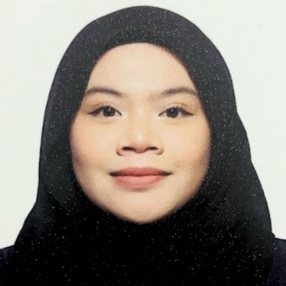 Iman, Babysitter in Kuching