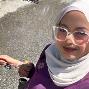 Ameera Binti, Pengasuh di Kamunting