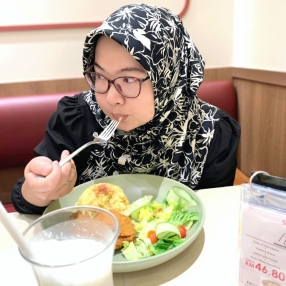 Inda, Babysitter in Seri Kembangan