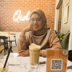 Aina, Babysitter in Port Klang