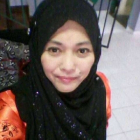 Hanizah, Pengasuh di Port Klang