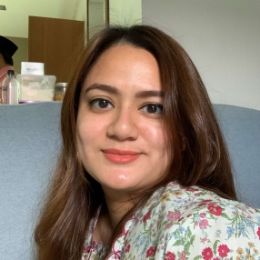 Kyrina Sofia, Pengasuh di Kuala Lumpur