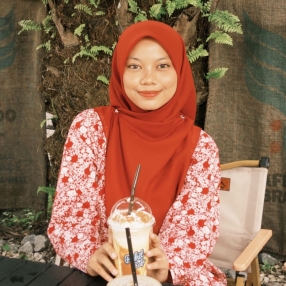 Zatil, Babysitter in Jitra