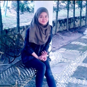 Adila, Keluarga di Puchong