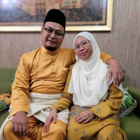 N Hazlinda, Keluarga di Kuantan