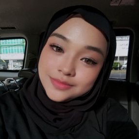 Nur, Babysitter in Kuala Perlis