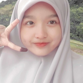 Nabilah, Babysitter in Semporna