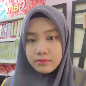KAZRENA, Babysitter in Sandakan