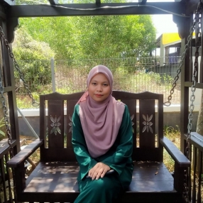 Siti NurulHuda, Pengasuh di Kuala Terengganu