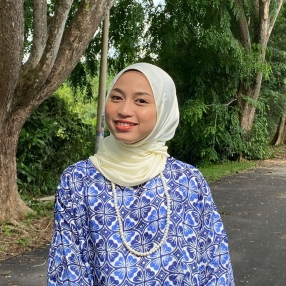 Fazrena, Babysitter in Telok Panglima Garang