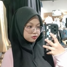 Erina, Pengasuh di Nibong Tebal
