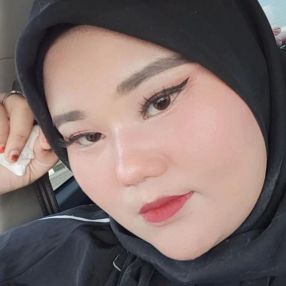 Puteri, Pengasuh di Dengkil
