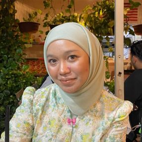 Tasnim, Babysitter in Petaling Jaya