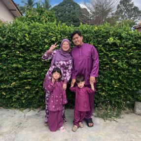 33, Keluarga di Bandar Puncak Alam