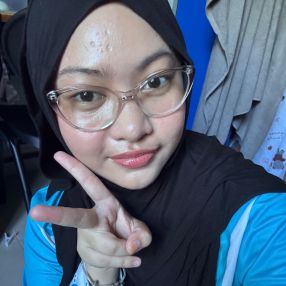 Adlyn Nazurah, Pengasuh di Kota Samarahan