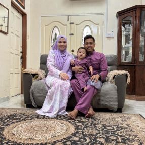 Nisa, Keluarga di Lunas
