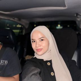 Izzati, Babysitter in Puchong