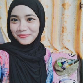 Nadhirah, Babysitter in Kampung Gajah