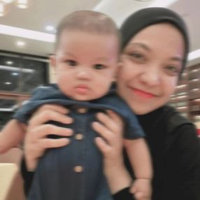 Maisara, Family in Shah Alam