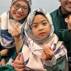 Siti amirah, Family in Subang Jaya