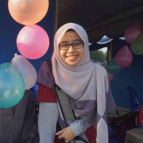 Nurulain Syahirah, Pengasuh di Serdang