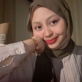 Riyash, Babysitter in Keningau