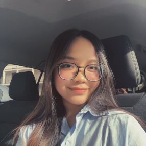 Hannah Grace, Babysitter in Nilai
