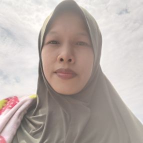 Gyanti, Pengasuh di Port Klang