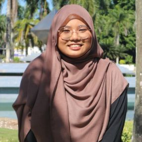 Nour, Pengasuh di Kuala Kedah