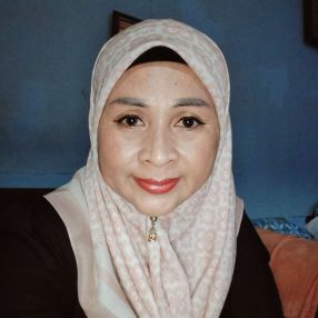 Siti zainab, Babysitter in Bau