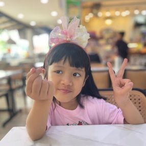 Liana, Family in Melaka