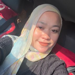 Siti hajar, Babysitter in Ulu Tiram
