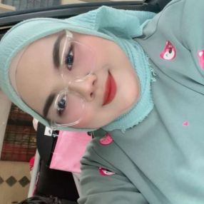 Siti, Babysitter in Raub