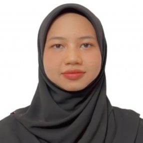 Alysha, Pengasuh di Gelugor
