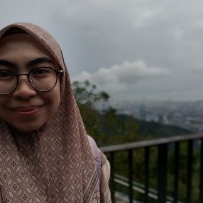 Faeezzah, Babysitter in Gelugor