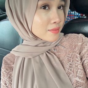 Nur ain, Babysitter in Bedong